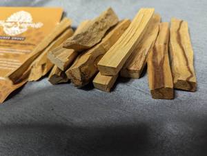 12 pack Palo Santo sticks...