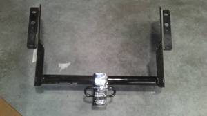 lot 18 image: Frame Hitch 2 In. Receiver, 2009-13 Forester.