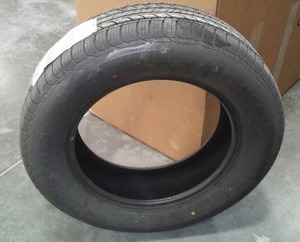 lot 22 image: Milestar Auto Tire 225-65-R17 New.