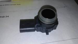 lot 45 image: Back Pilot Sensors  (2). Chrysler, Jeep, Ram.
