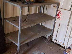lot 630 image: Rolling Rack 3-tier