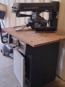 lot 636 image: Sears Craftsman Radial Saw