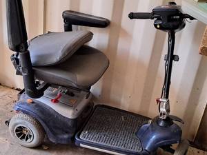 lot 637 image: Shoprider Electric Scooter