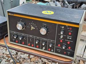lot 653 image: Dynascan BK Precision TV Analyzer 1077B