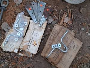 lot 743 image: Lot of (1 Bucket) Assorted Gate Hardware - Latches and Hinges
