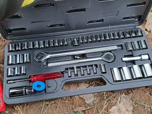 lot 745 image: Ratchet & Socket Set with Case