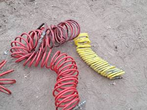 lot 758 image: Lot of (2) Air Hoses