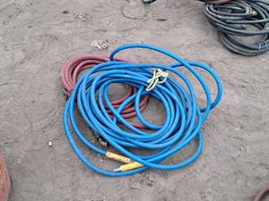 lot 761 image: Lot of (2) Air Hoses