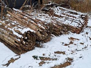 lot 617 image: Lot of (6 Rolls) 48 Wood Slat Fencing