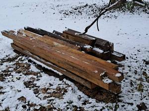 lot 618 image: Lot of (1 Pallet) 28-10 Wood Boards