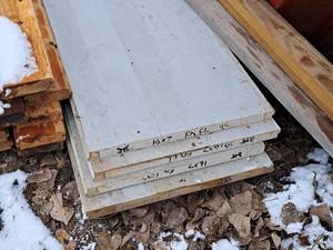lot 621 image: Garage Door Panels