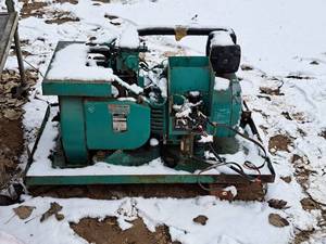 lot 628 image: Onan Elite Fleet Generator