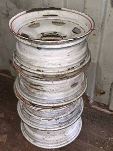 lot 828 image: Lot of (4) 6-lug Tire Rims 16-12x16-12