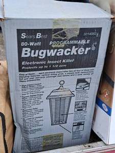 lot 806 image: Sears Bugwacker 80W Programmable Bug Zapper
