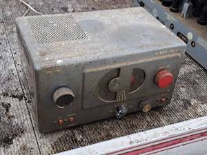 lot 816 image: Vintage Hallicrafters Radio S-38C