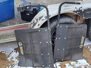 lot 824 image: Lot of (2) Mud Flaps with Mounts