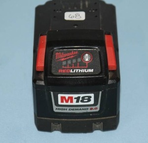 lot 68 image: Milwaukee M18 REDLITHIUM High Demand 9.0 Battery Pack