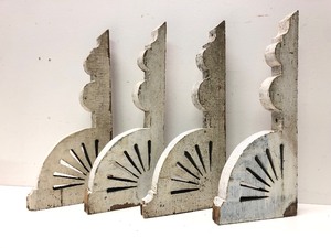Matching Set of 4 Antique Architectual Wood Porch Corbels&nbsp