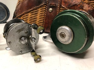 Great Lot of Vintage &amp Antique Fishing Reels &amp Old Creel