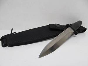 Like-New or New GERBER Double Edged Fixed Blade Knife