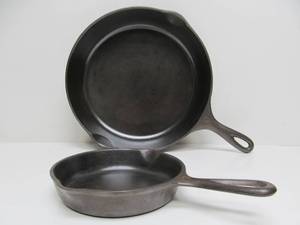 (2) Beautiful Restored Vintage WAGNER Cast Iron Skillets Models 1053T &amp 1060A&nbsp