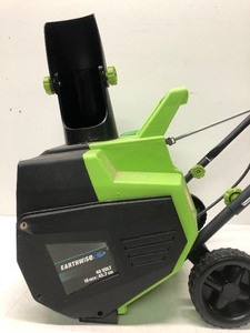 Working Earthwise 40V Electric Snowblower wBatteries &amp Charger