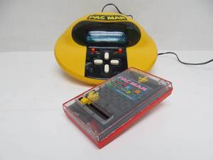 Working Vintage Tomy PAC MAN Electronic Game &amp Small Pocket Game