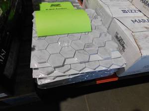 lot 57 image: (10) 12X12 BACK SPLASH TILES