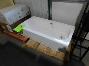 lot 109 image: Bootz Industries BootzCast 60 in. x 30 in. Soaking Alcove Bathtub with Right Drain in White