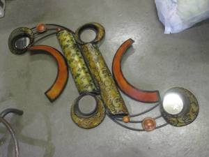 lot 23 image: (F-1) Large Metal Wall Decor with 4 Round 4 Mirrors Approx 4 ft x 2 ft
