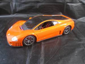 lot 27 image: (FS) Volkswagon W12 Nardo 118 Scale Diecast Car - Missing Mirror