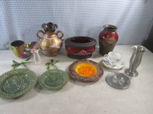 lot 46 image: (A-2) Assorted Ceramic and Pewter Decor - See Photos for Any Markings