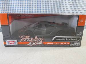 lot 104 image: (CSB) Lamborghini Sesto Elemento Die-Cast Replica in Box 124 Scale