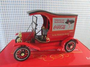 lot 206 image: (CS) Coca-Cola Diecast Metal 1917 Ford Model T Cargo Van Replica 118 Scale