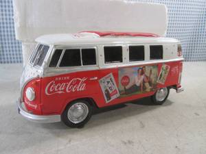 lot 207 image: (CS) Coca-Cola Refreshingly Cool Ride VW Van 9 34 Long