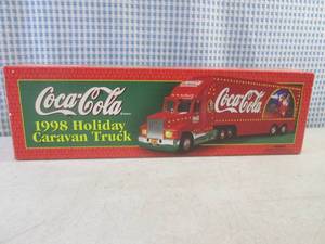 lot 227 image: (C-4) Coca-Cola Limited Edition 1998 Holiday Caravan Truck Battery Operated Lights in Box
