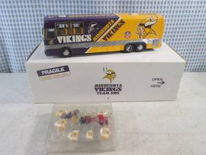 lot 238 image: (BS) Minnesota Vikings Diecast Metal Team Bus Replica with Accessories in Box 10 14 Long