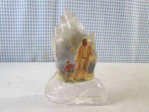 lot 264 image: (BS) I Am With You Always Praying Hands Figure by Greg Olsen Tenth issue in the In Gods Hands Collection 6 18 Tall