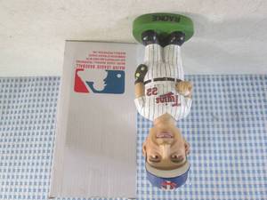 lot 277 image: (G-1) Minnesota Twins Brad Radke Bobble Head Doll with Box