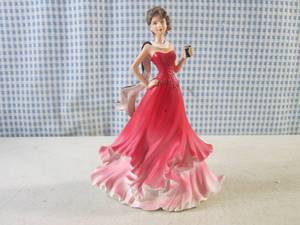 lot 294 image: (BS) The Pause That Refreshes from the Coca-Cola Belles Of The Ball Collection 7 Tall