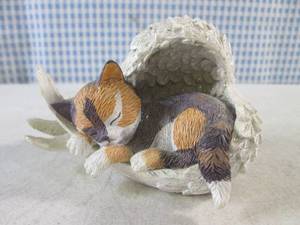 lot 296 image: (G-1) Paw-Fect Love Comes In All Sizes from the Blake Jensen Paw Prints From Heaven Collection 4 Wide