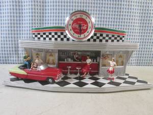 lot 345 image: (BSB) Hawthorne Village Always Time For A Coke Masterpiece Diner with Clock Lights Up 12 12 Wide