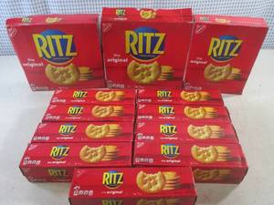 lot 376 image: (B-4) Assorted Boxes of Ritz Crackers In and Out of Date