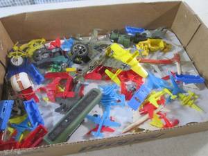 lot 441 image: (EW5) Assorted Toy Cars Motorcycles Airplanes