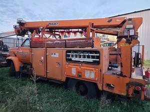 1984 Chevy C6500 Auger truck