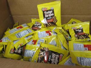 Case of 130- 1 oz Pks Keebler Fudge...
