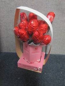 16 Chocolate Roses Bouquet Best Dat...