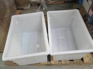 2 Rubbermaid Food Box, Plastic, 21-...