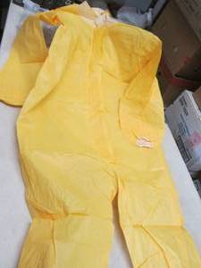 Case of 25 Lakeland Large Disposabl...