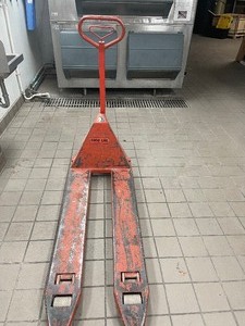 Magnum 5000 Model 55 Pallet Jack